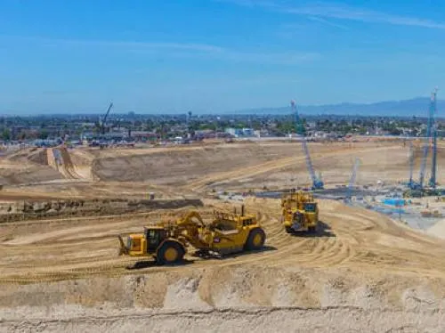 Se retrasa apertura de nuevo estadio de Cargadores y Carneros hasta 2020
