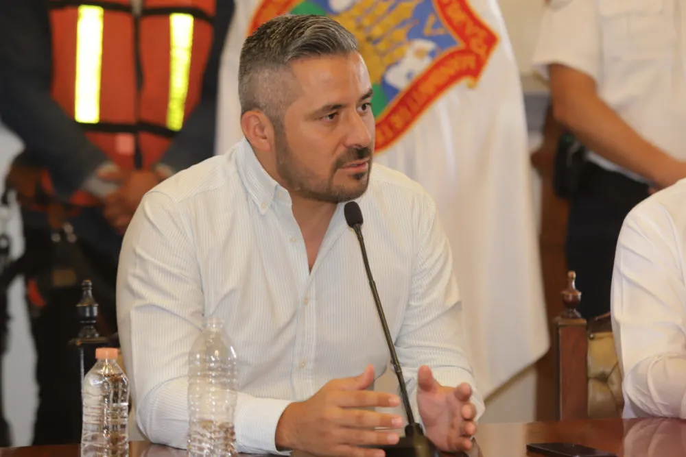 FGE será quien investigue los hechos ocurridos en el Mercado Hidalgo: Adán Domínguez