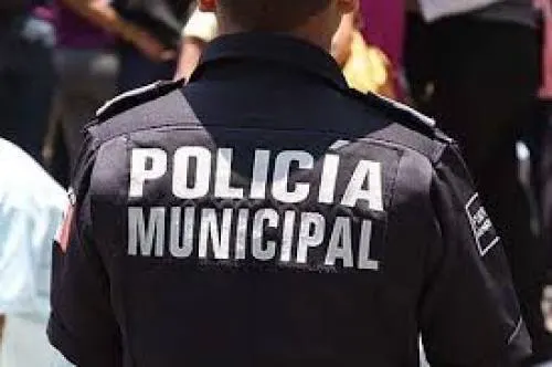 Policía municipal detiene en la CAPU a hombre en posesion de 23 kilogramos de marihuana