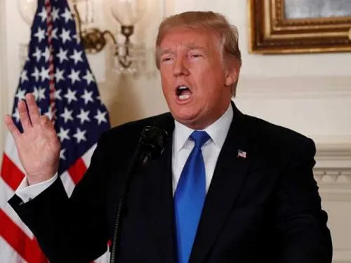 Abogado de Trump pide dar carpetazo a trama rusa