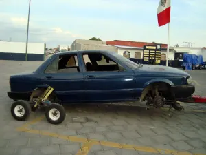 Policía Municipal localizó autos con reportes de robos