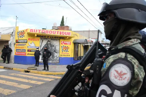 Realizan operativo en la “46”