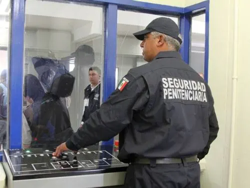 CNDH exhibe falta de vigilancia en Ceferesos; hace recomendación