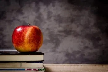 ¿Por qué se conmemora el Día del Maestro y la Maestra en México?