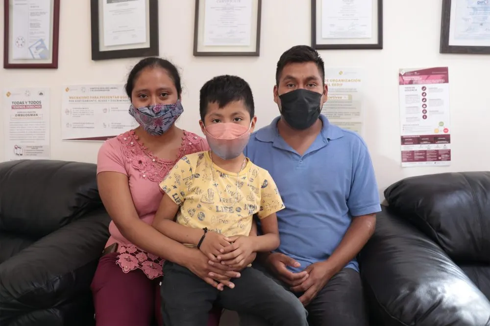Al apoyar con cirugía de corazón, SEDIF renueva esperanza de niño Asael