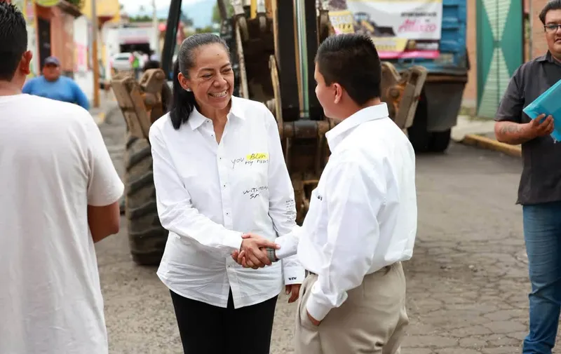 En Atlixco sigue la transformación: Ariadna Ayala inicia la rehabilitación de la calle 19 Oriente