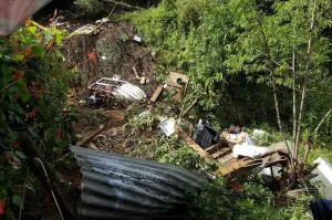 Atiende gobierno de Puebla deslave en Huauchinango