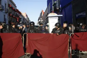 Fuerte operativo policiaco en el Congreso