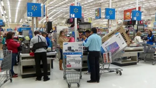 Consumidores mexicanos confían en que la economía mejorará dentro de un año