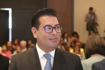 Osorio Chong pactó con Moreno Valle para derrotar al PRI, acusa Néstor Camarillo