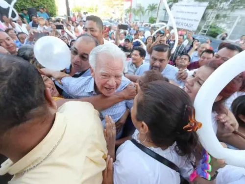 Andrés Granier reaparece; niega quebranto en Tabasco