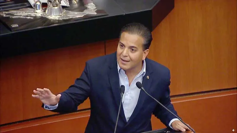 Damián Zepeda, senador del PAN, da positivo a covid-19
