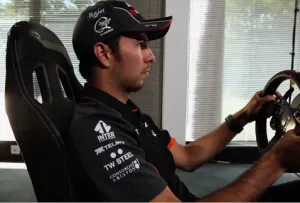 A la virtual recorre Checo Pérez el Hermanos Rodríguez