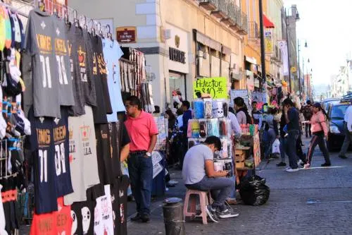 Propone González Acosta crear fideicomiso para reubicar a ambulantes