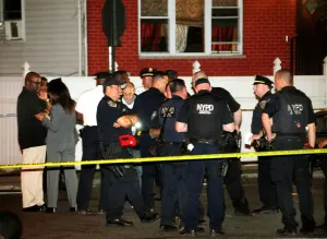 Tiroteo en Nueva York deja al menos 13 heridos