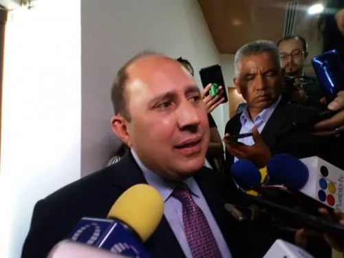 Exige SGG a los alcaldes asumir su responsabilidad de gobernabilidad ante la toma de alcaldías