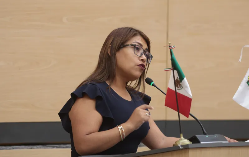 leonela-jazmin-martinez-ayala