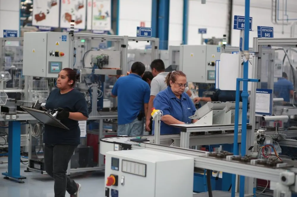 Mujeres trabajando