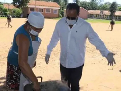 Ordenan detener a gobernador por violar cuarentena, en Paraguay