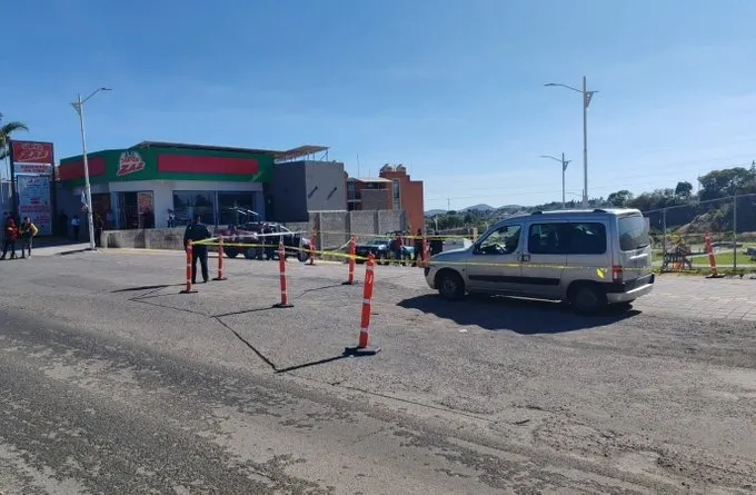 Muere conductor de una camioneta en Santo Tomás Chautla
