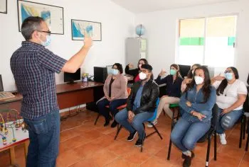 SMDIF oferta talleres de inclusión social