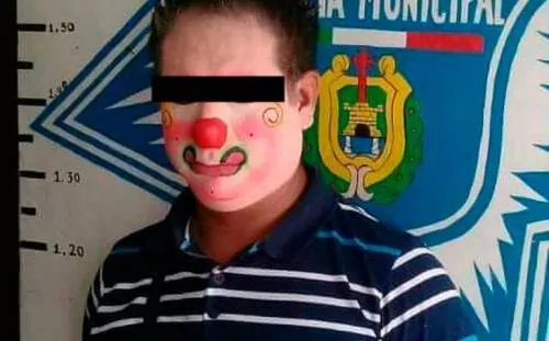 Policías salvan a payasito de ser linchado en Veracruz
