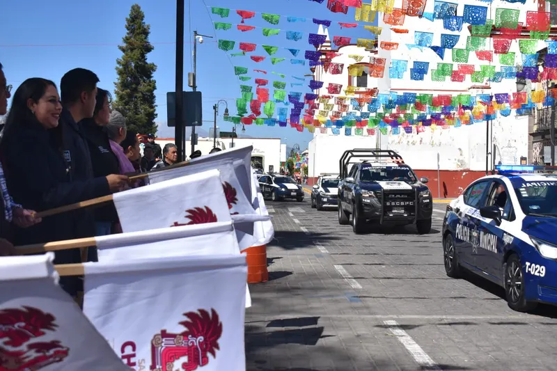 Tonantzin Fernández encabeza banderazo del Operativo “Buen Fin 2025” en San Pedro Cholula