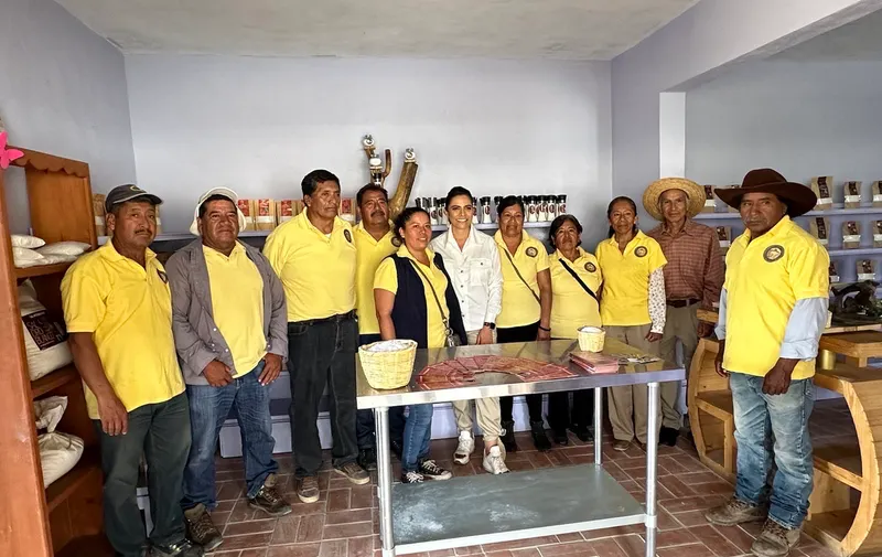 olivia-salomon-vibaldo-zapotitlán-salinas
