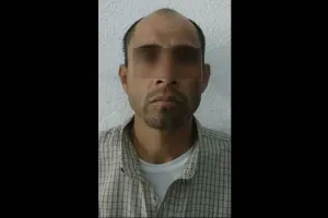 Detienen a narcomenudista en el Parque Juárez