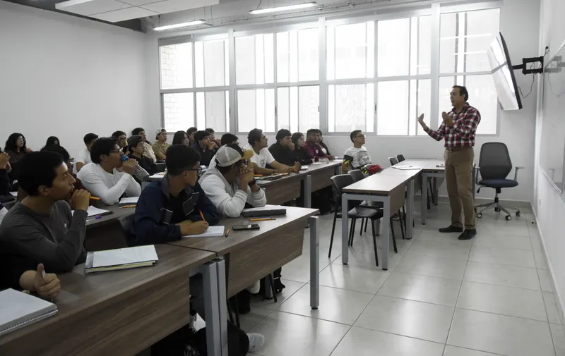 Obtiene Ingeniería Biomédica dictamen que avala su calidad académica
