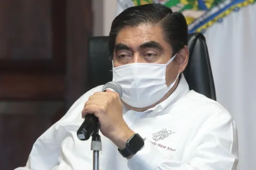 “Yo exonero a Eduardo Rivera de cualquier relación con Morena, que Dios lo acompañe”: Barbosa