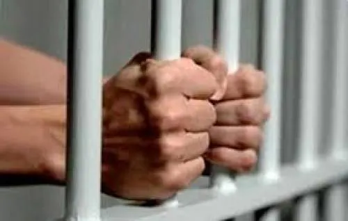 Sentencian a 20 años de prisión a sujeto que abusó sexualmente de su menor hija en Puebla capital