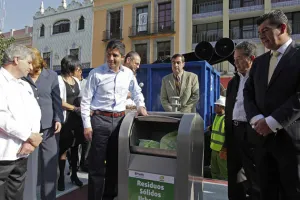 Rivera inaugura colocación de 10 contenedores soterrados