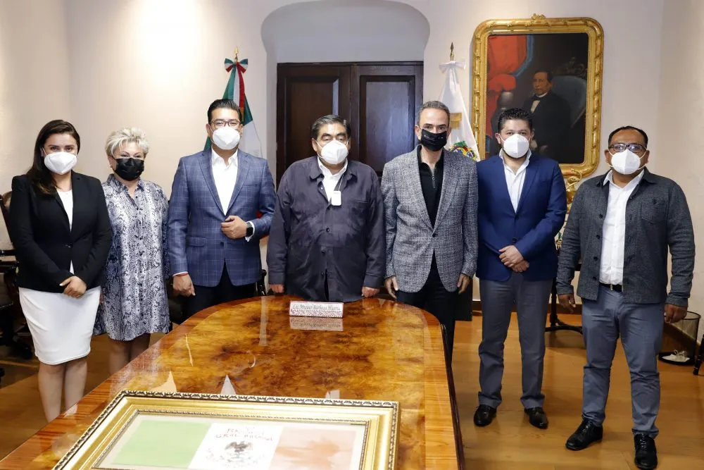 Se reúne MBH con diputados electos del PRI