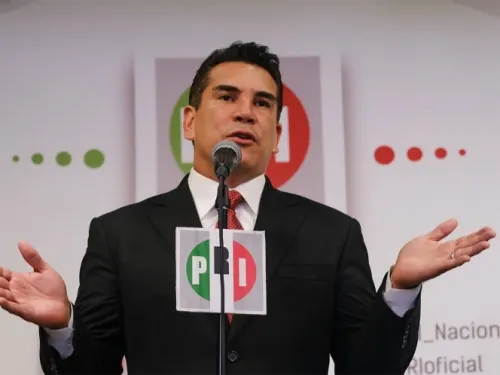 PRI lamenta renuncia de Ivonne Ortega, pero la respeta