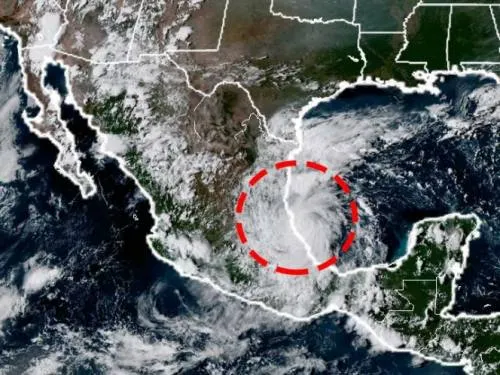 Se debilita huracán “Katia” a categoría 1, al tocar tierra