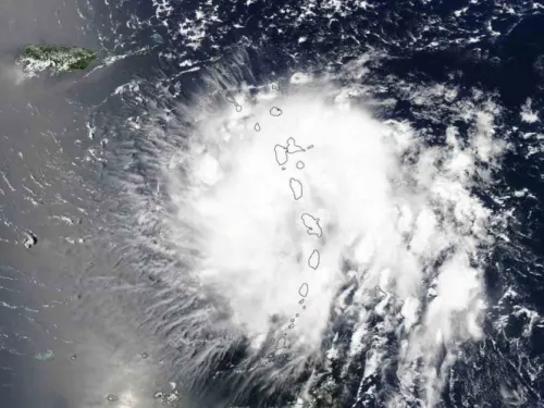 Florida declara estado de emergencia por huracán Dorian