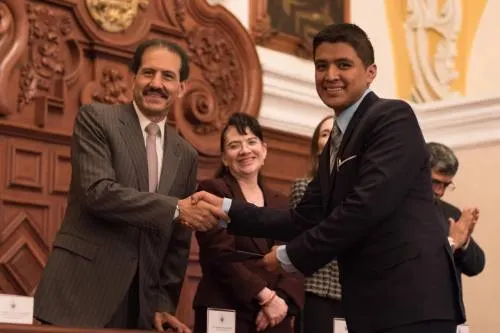 45 estudiantes de la BUAP son jóvenes de excelencia Citibanamex