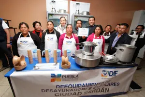 Entrega SEDIF apoyos por 893 mp en beneficio de Delegación Serdán
