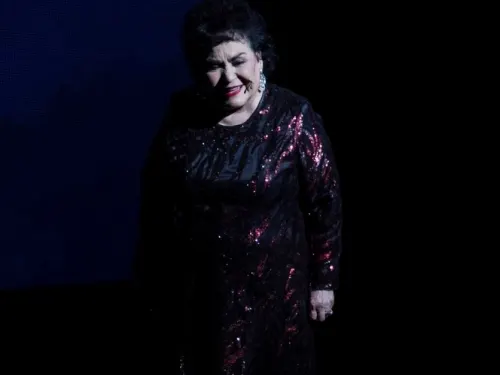 Carmen Salinas pide medicinas para pacientes con ‘¿VHS?’