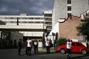 Por explosión en San José desalojan a pacientes y personal