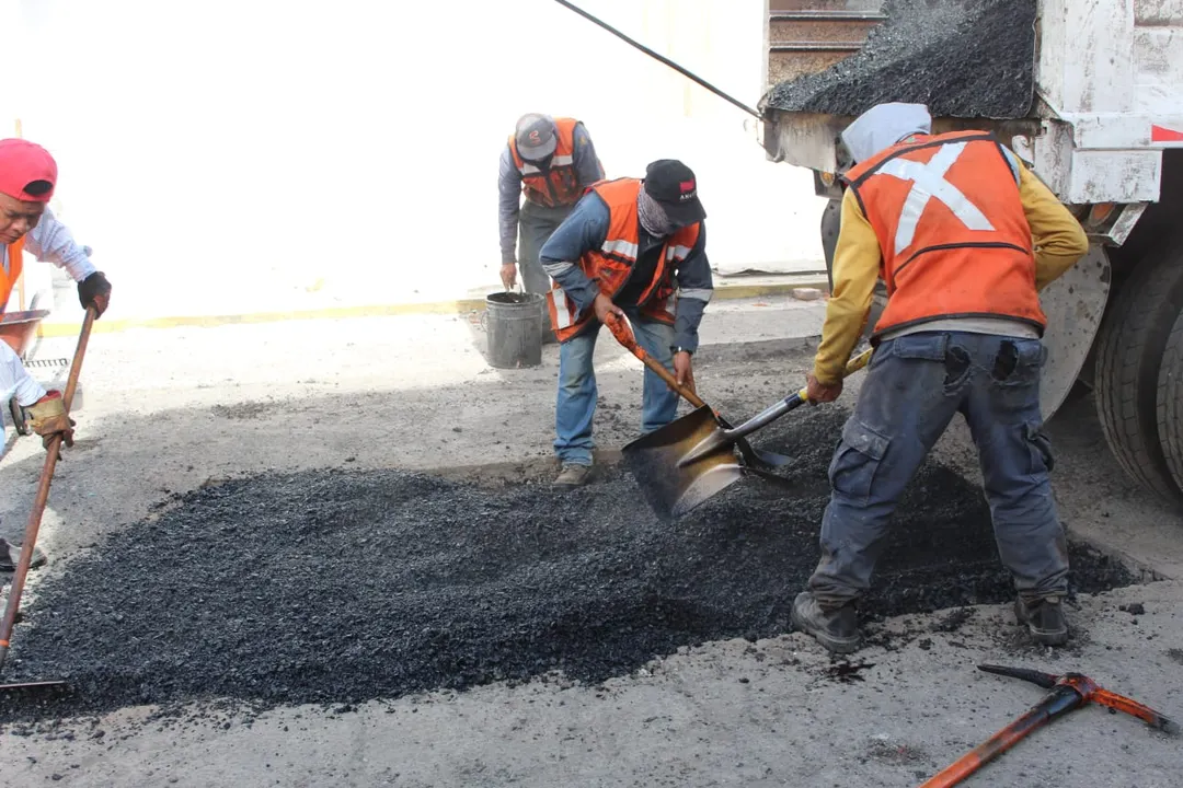 Ayuntamiento de Puebla arranca proyectos de bacheo y pavimentación con una inversión de 27 mdp