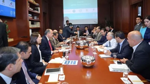 Gobernadores ofrecen atraer inversión, pero piden apoyo