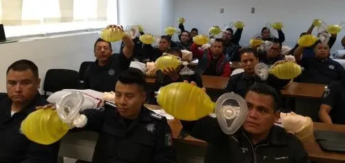 Policías estatales son capacitados como “asistentes sanitarios tácticos” por personal de SUMA