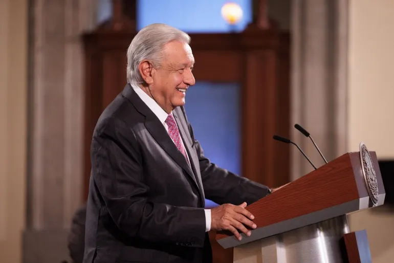 AMLO - Redes Sociales
