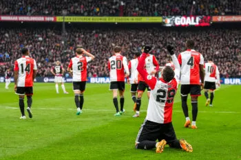 Santiago Giménez marcó en el triunfo del Feyenoord y llegó a 20 goles en su primer temporada Europea