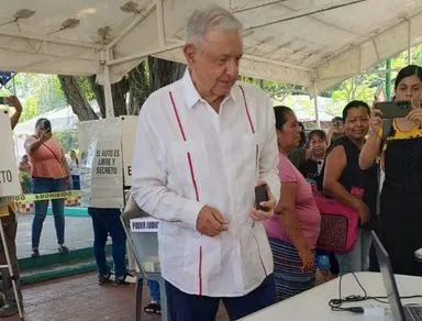AMLO