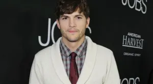 Periódico acusa de plagio a Ashton Kutcher