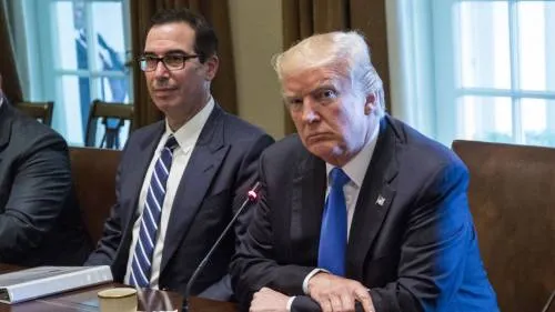 Trump aún no decide si extenderá exenciones en aranceles a aluminio y acero