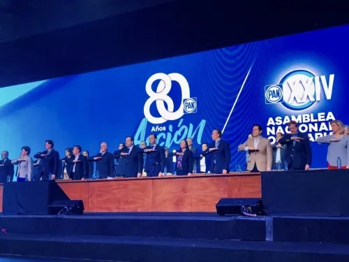 Asamblea del PAN reúne a cientos de militantes